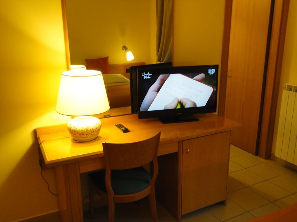 Hotel Arimannia Caramanico Terme Buitenkant foto