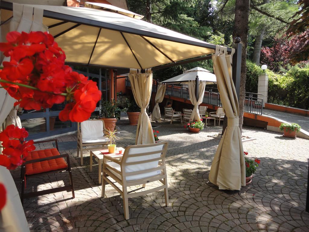Hotel Arimannia Caramanico Terme Buitenkant foto